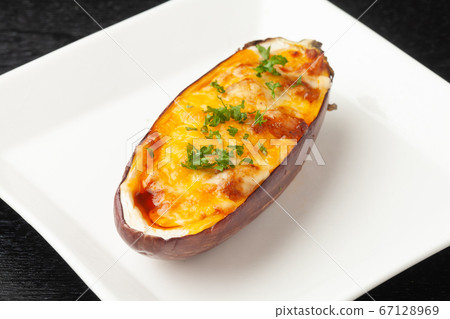 烤茄子肉醬奶酪 67128969