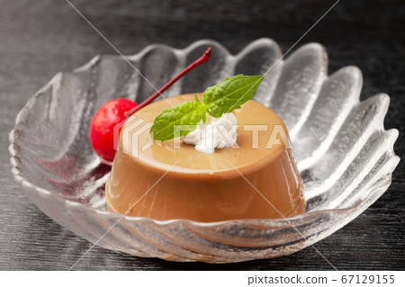 Coffee pudding 67129155