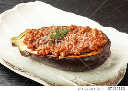 Meat miso taraku of rice eggplant Meat miso taraku of rice eggplant 67129183