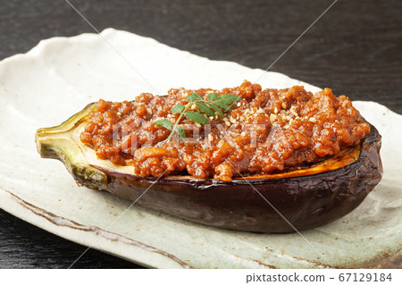 Meat miso taraku of rice eggplant Meat miso taraku of rice eggplant 67129184