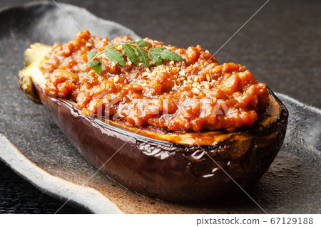 Meat miso taraku of rice eggplant Meat miso taraku of rice eggplant 67129188