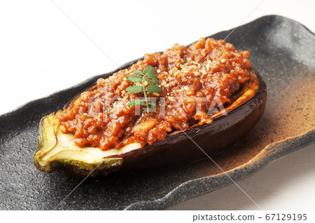 Meat miso taraku of rice eggplant Meat miso taraku of rice eggplant 67129195