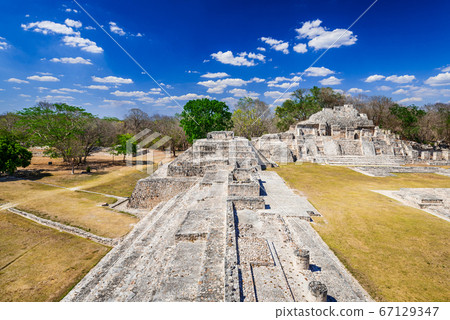 Maya city of Edzna, Yucatan, Mexico 67129347
