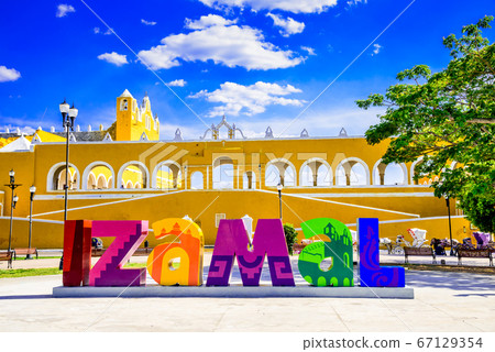 Izamal, Yucatan in Mexico 67129354