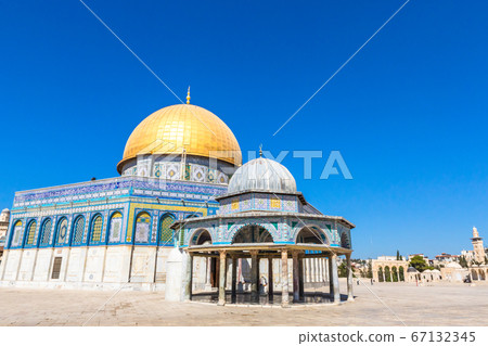 The Dome of the Rock on the temple mount in Jerusalem - Israel The Dome of the Rock on the temple mount in Jerusalem - Israel 67132345