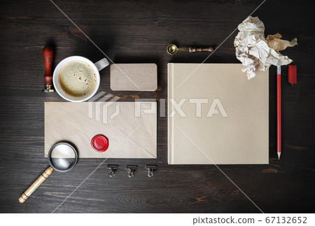 Blank kraft stationery set 67132652