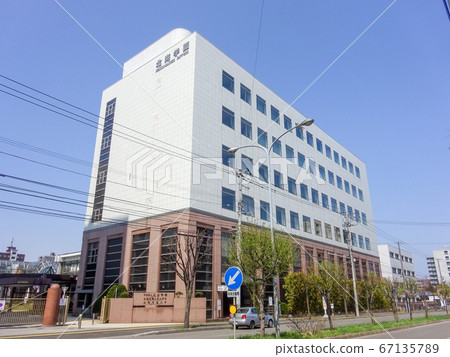 Hokkai Gakuen University School Building, Asahi-cho, Toyohira-ku, Sapporo 67135789