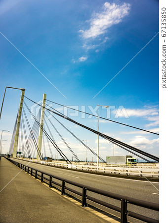 橋上的天空 橋上的天空 67135850