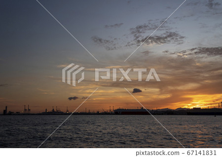 Meiko Triton illuminated by the setting sun 67141831