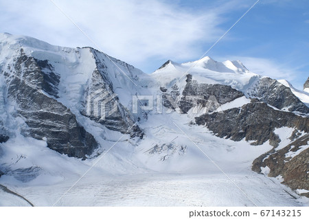 Summer Glacier Molderatch Glacier Bernina Switzerland 67143215