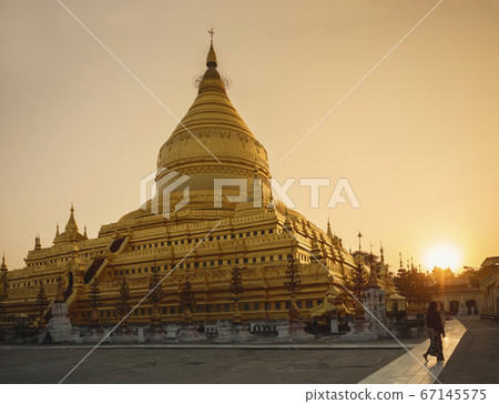Shwezigon pagoda Myanmar Landmark sunset view Bagan architecture 67145575
