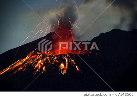 火山爆發坑 67148505