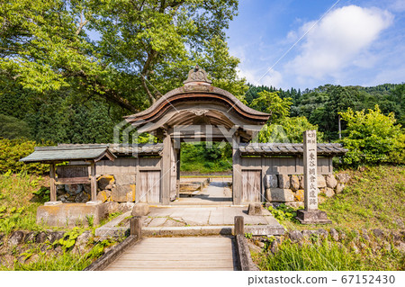 (Fukui Prefecture) Karamon Ichijodani Asakura Ruins 67152430