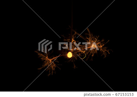 [Summer image] Sparkler 67153153