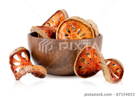 Dry Aegle marmelos, bael Bengal Quince, Bilak. 67154853