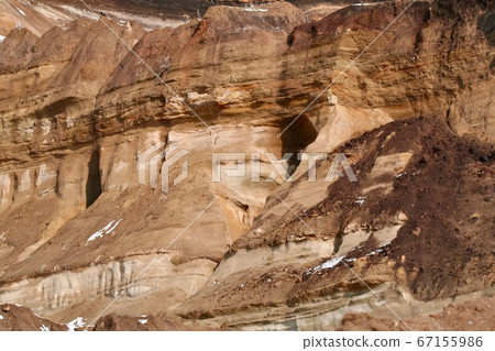Mountain skin 67155986