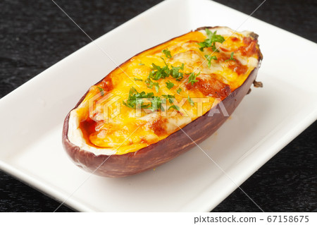 Grilled eggplant meat sauce cheese 67158675