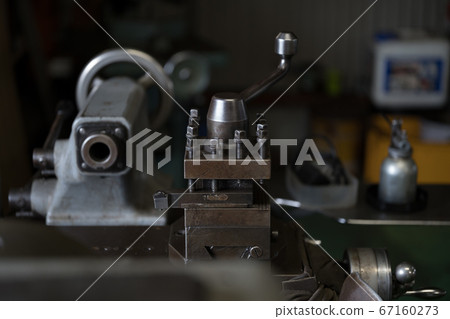Lathe turret Lathe turret 67160273