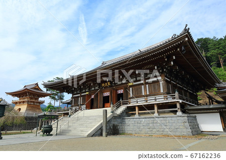 Sa玉縣日高市，Koraisan Shotenin的正殿和鍾堂 67162236