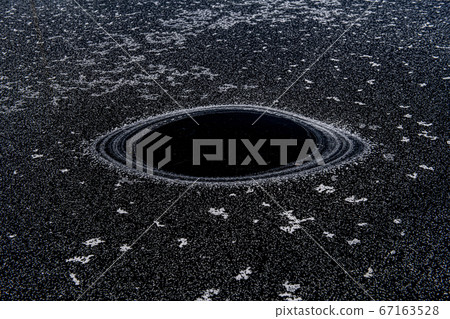 Salt, salt field, Daedong salt field, Bigeumdo, Sinan-gun, Jeonnam, Korea Salt, salt field, Daedong salt field, Bigeumdo, Sinan-gun, Jeonnam, Korea 67163528