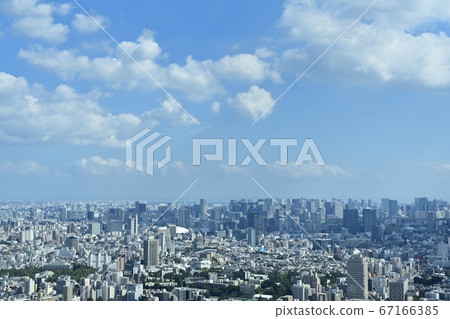 From the sunshine 60 observatory to the skyscrapers of central Tokyo and the cityscape of Tokyo 67166385
