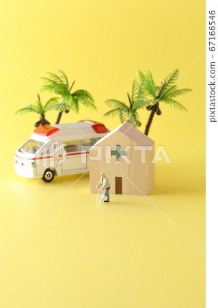 Image cut taken from a hospital using a model for discharge and transfer 67166546