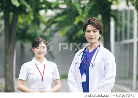 男女醫療隊 67167575