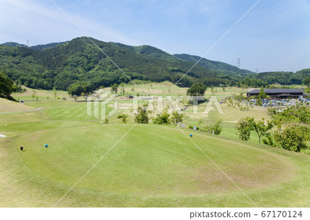 Golf course 67170124