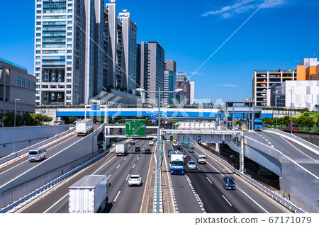<<Tokyo>> Traffic image, Shuto Expressway Wangan Line <<Tokyo>> Traffic image, Shuto Expressway Wangan Line 67171079
