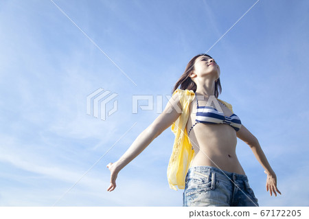 一個呼吸深的女人 67172205