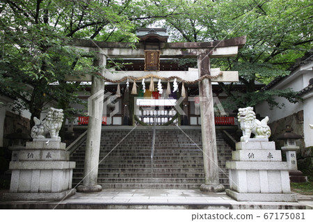 Iwakaya Shrine 67175081