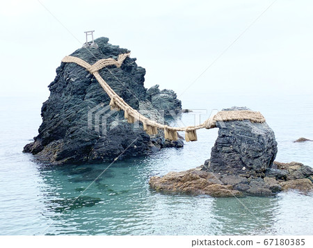 Futami Okadama Shrine in spring 67180385