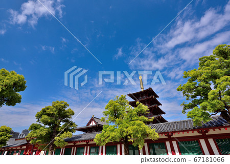 大阪的五層寶塔 67181066