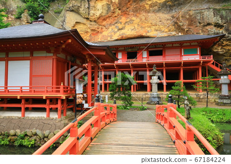 World Heritage Hiraizumi Summer Tatsuya Cave Bishamon-do 67184224