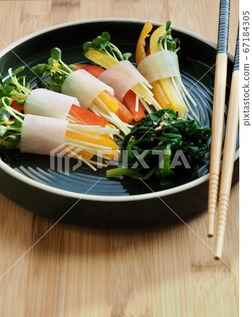韓國食品ssammu和蔬菜 韓國食品ssammu和蔬菜 67184305