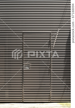 門，垂直位置 67188094