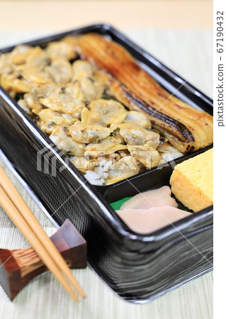 Delicious eel and clams Delicious eel and clams 67190432