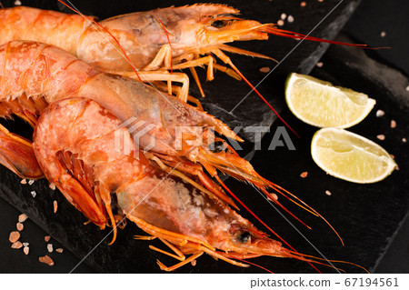 Raw shrimp langostino and lime Raw shrimp langostino and lime 67194561