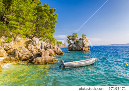 Famous Punta Rata beach with little island in Brela, Dalmatia, Croatia 67195471