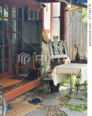 A peaceful day 67196176