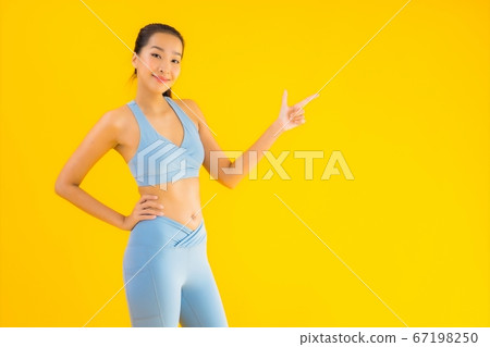 Portrait beautiful young asian sport woman ready for exercise 67198250