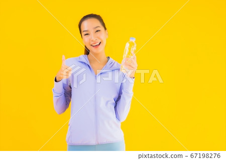 Portrait beautiful young asian sport woman ready for exercise 67198276