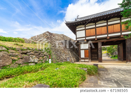 Otemon Gate at the Komoro Castle Ruins in Nagano Prefecture 67198505
