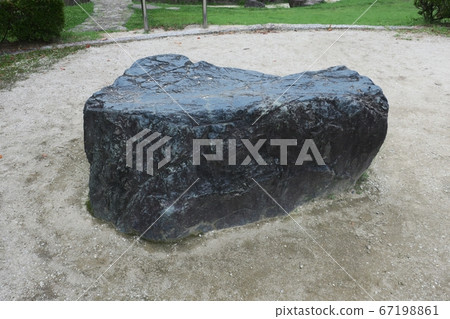 Ieyasu opened a military controversy on the stone floor of Kaneyama Ieyasu opened a military controversy on the stone floor of Kaneyama 67198861