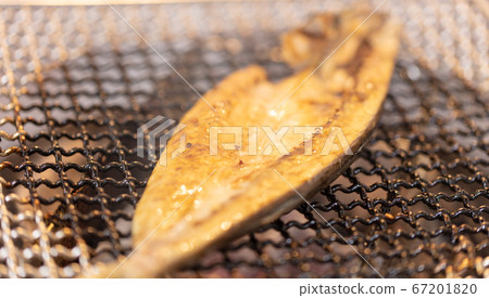 梭子魚_木炭燒烤爐燒烤/燒烤/木炭燒烤爐/網烤爐/賓喬木炭/七個輪子/露營/餐 67201820