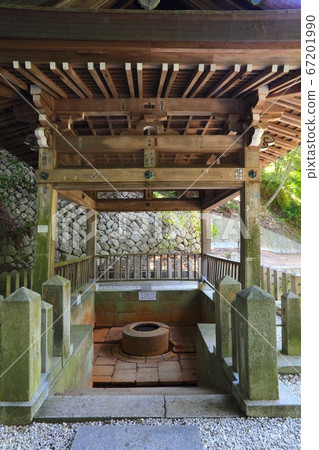 One of the Arima hot springs and Arima seven spring sources "carbonated spring source" / Japan's Sankoyu One of the Arima hot springs and Arima seven spring sources "carbonated spring source" / Japan's Sankoyu 67201990