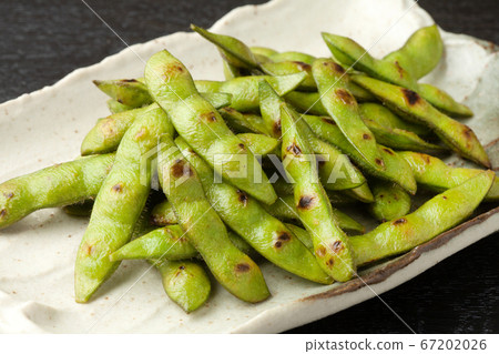 Grilled edamame 67202026