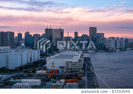 <<Tokyo>> Tokyo's dusk and waterfront <<Tokyo>> Tokyo's dusk and waterfront 67202649