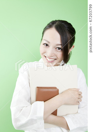 OL with documents 67203799