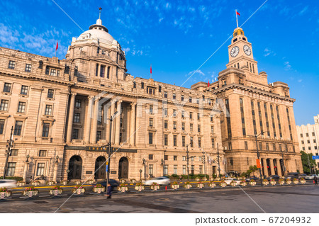<Shanghai> Shanghai cityscape and the Bund in the early morning <Shanghai> Shanghai cityscape and the Bund in the early morning 67204932